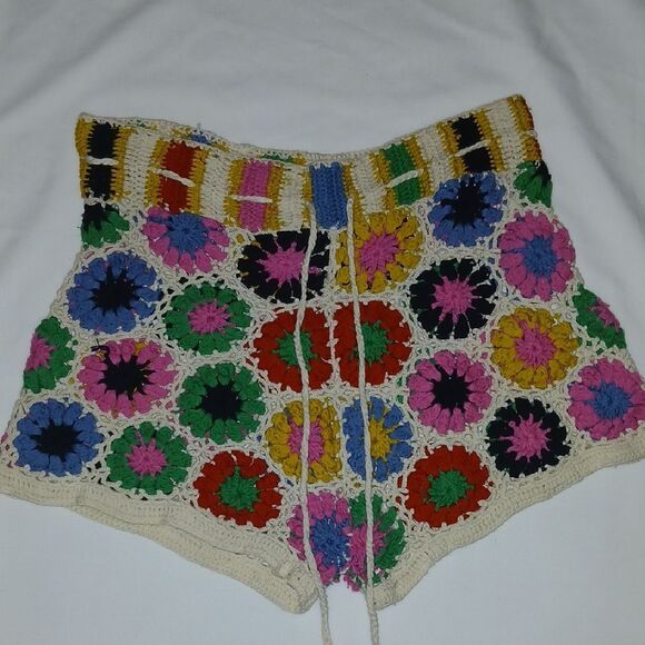 Farm Rio Colorful Crochet Women Shorts - Picture 1 of 5